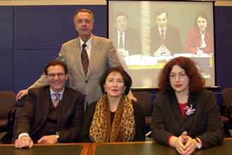 H.-J. Otto, B. Neumann, G. Schröter und M. Griefahn bei der Videokonferenz